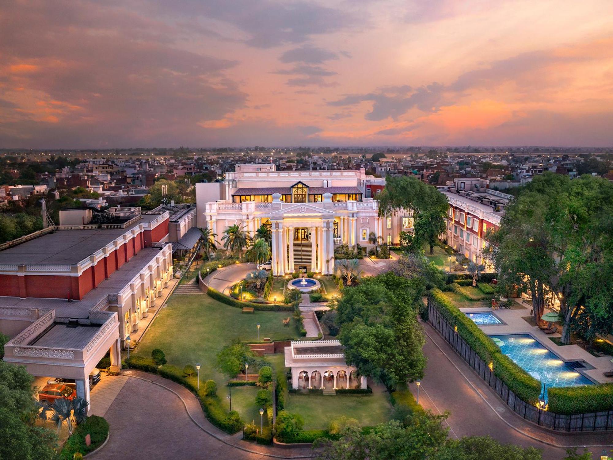 Welcomhotel By Itc Hotels, Raja Sansi, أمريتسار المظهر الخارجي الصورة